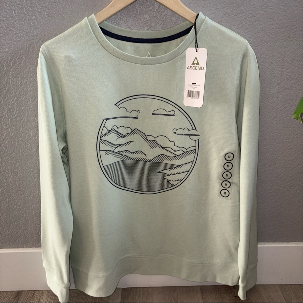 NWT Ascend Mountain Graphic Pullover Crewneck Sweater Women’s Sz M Green